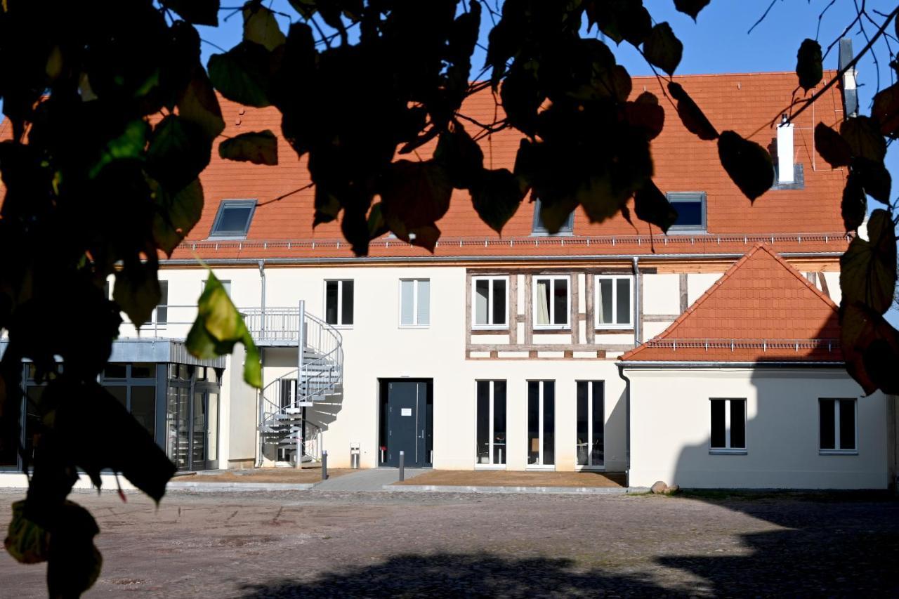 Gaestehaus Reckahn Der Rochow Akademie Bagian luar foto